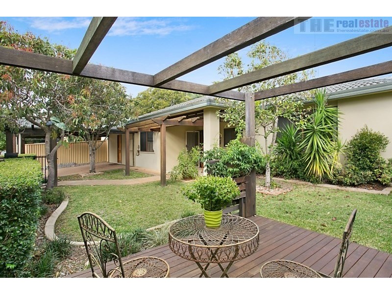 54 Honeyeater Drive, Burleigh Waters QLD 4220