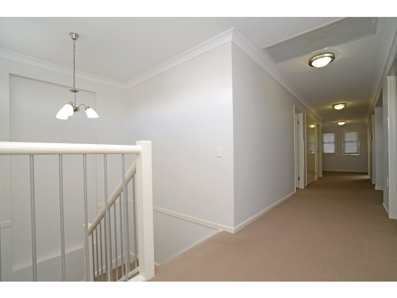 37 Skywatch Circuit, Reedy Creek QLD 4227