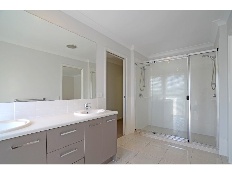 37 Skywatch Circuit, Reedy Creek QLD 4227