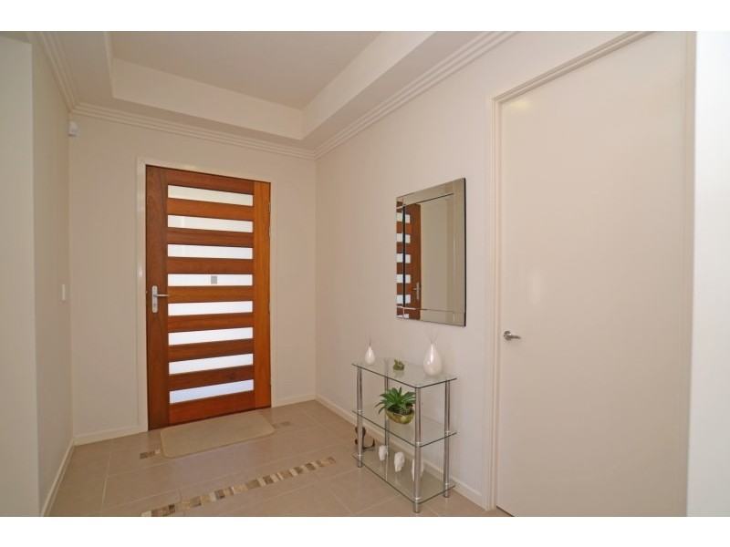4 Grampian Circuit, Reedy Creek QLD 4227