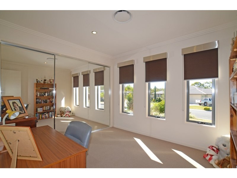 4 Grampian Circuit, Reedy Creek QLD 4227