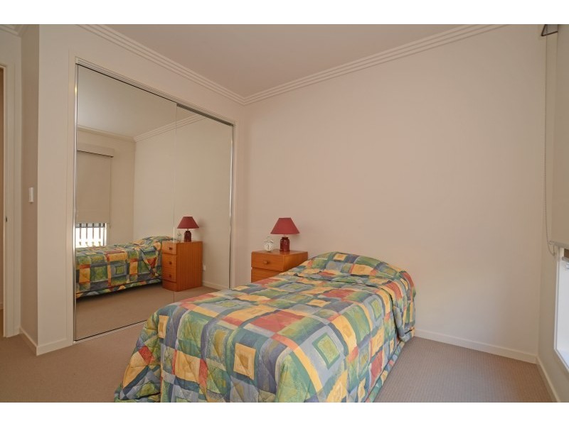 4 Grampian Circuit, Reedy Creek QLD 4227