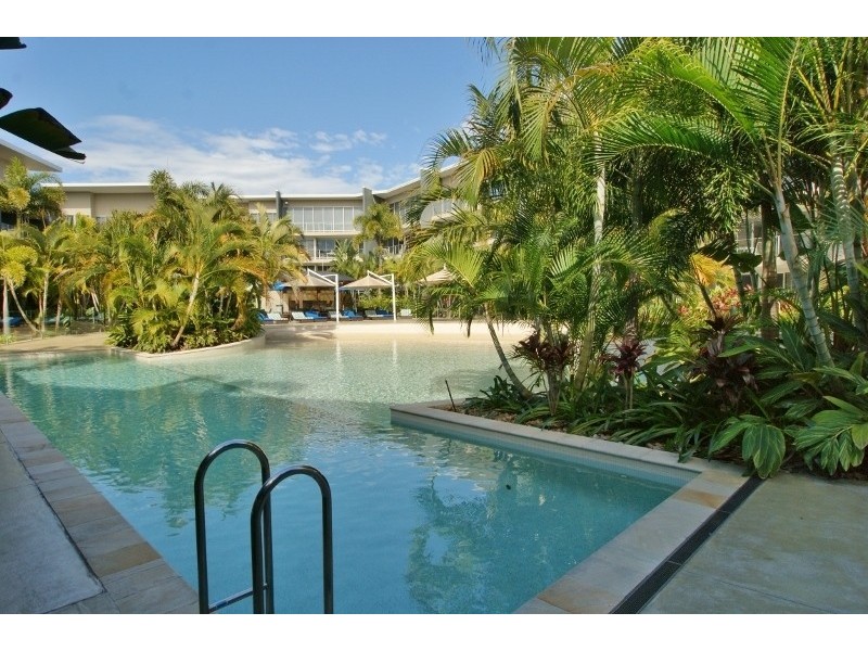 1215/2 Activa Way, Hope Island QLD 4212