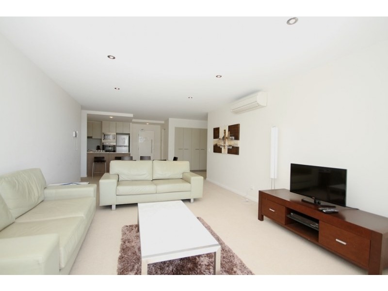 1215/2 Activa Way, Hope Island QLD 4212