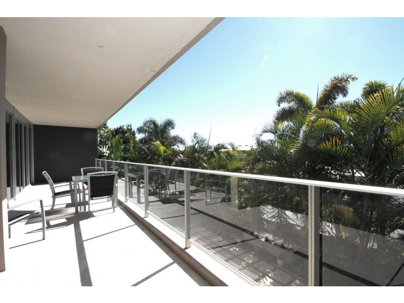 1215/2 Activa Way, Hope Island QLD 4212