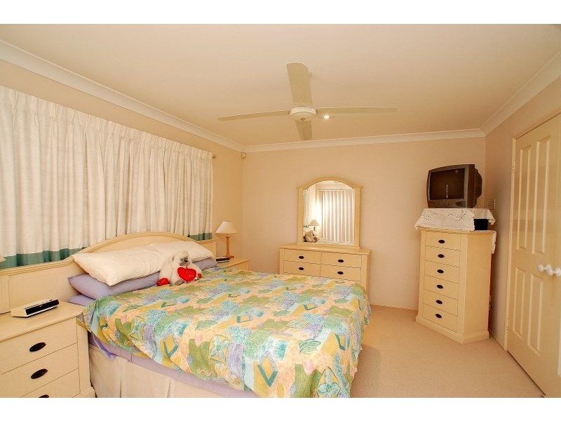 2/8 Santa Monica Road, Miami QLD 4220