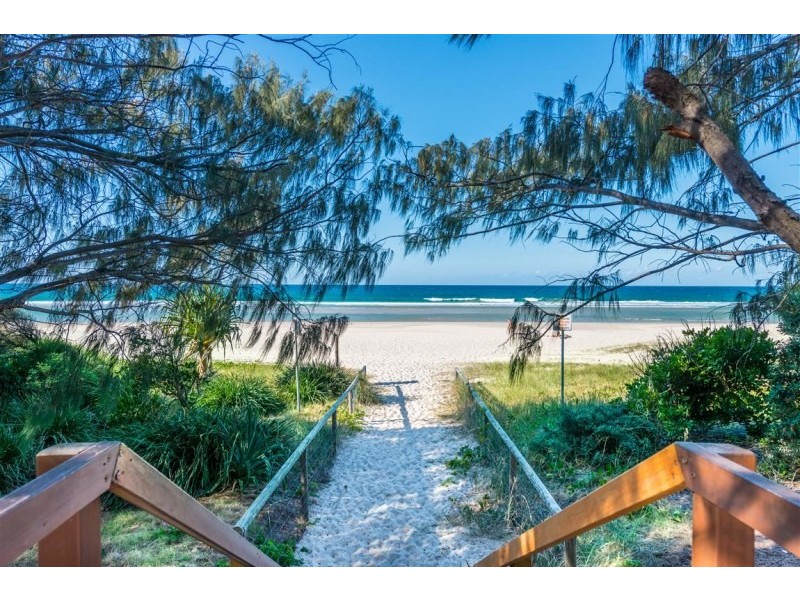 8/30 The Esplanade, Burleigh Heads QLD 4220