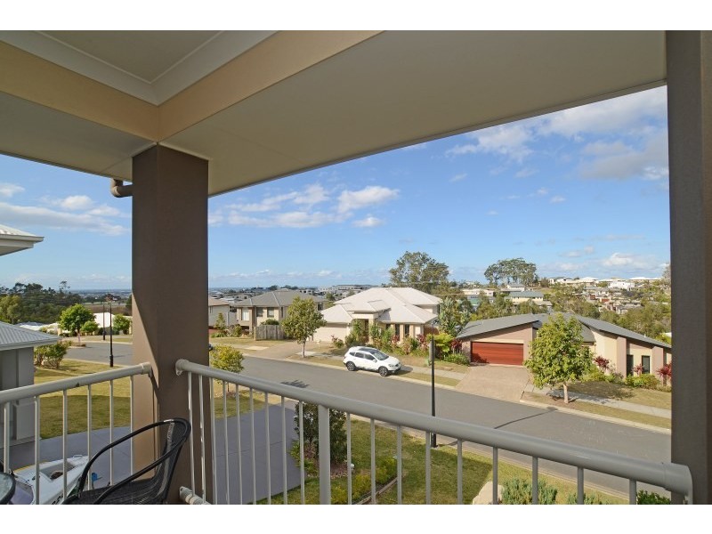 14 Skyburnett Street, Reedy Creek QLD 4227