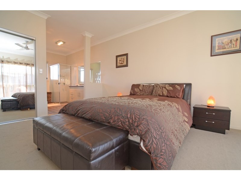 14 Skyburnett Street, Reedy Creek QLD 4227