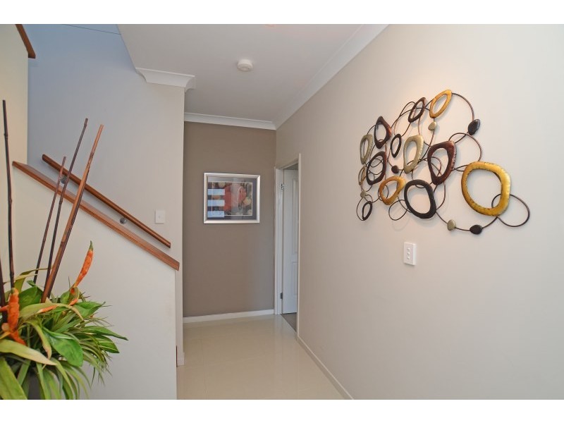 14 Skyburnett Street, Reedy Creek QLD 4227