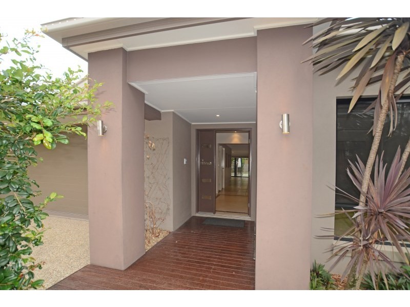 67 Observatory Drive, Reedy Creek QLD 4227