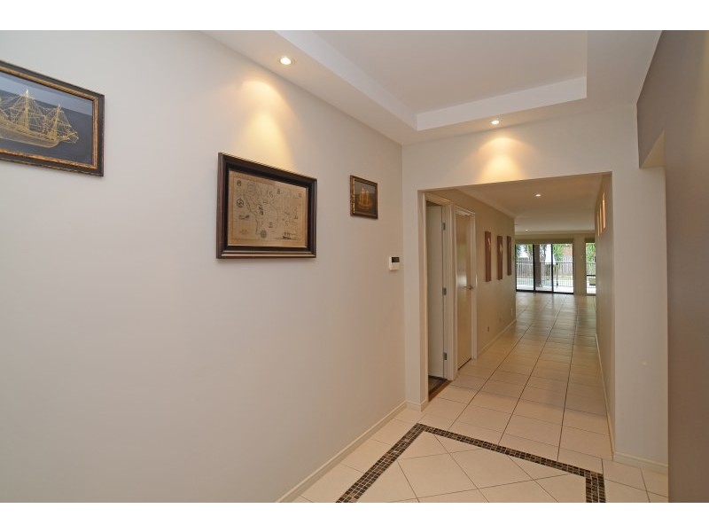 67 Observatory Drive, Reedy Creek QLD 4227