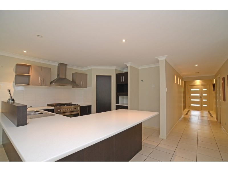 67 Observatory Drive, Reedy Creek QLD 4227