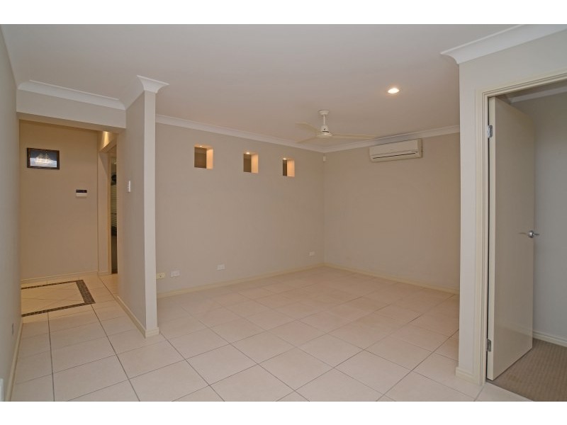 67 Observatory Drive, Reedy Creek QLD 4227