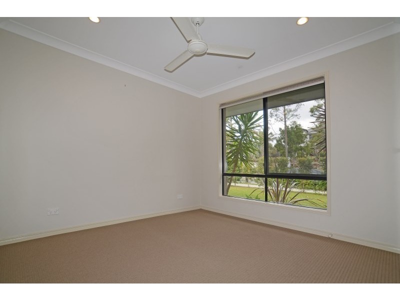 67 Observatory Drive, Reedy Creek QLD 4227