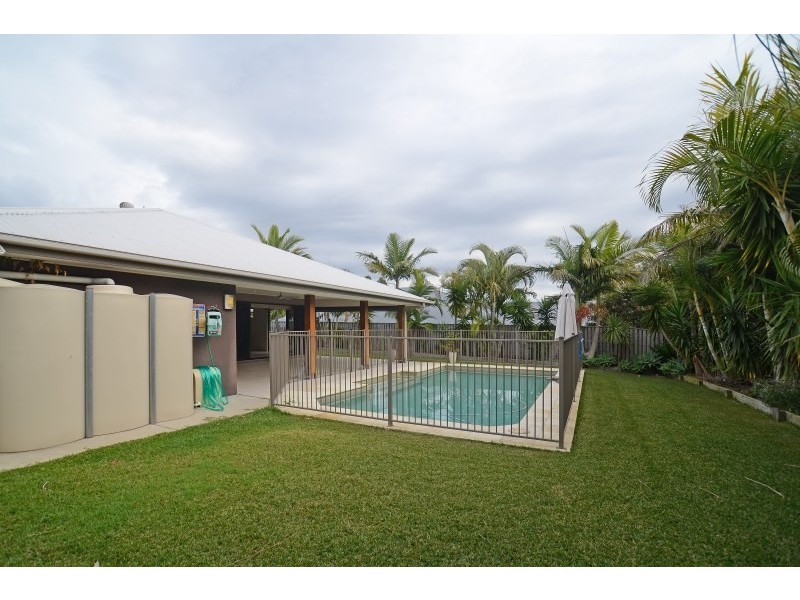 67 Observatory Drive, Reedy Creek QLD 4227