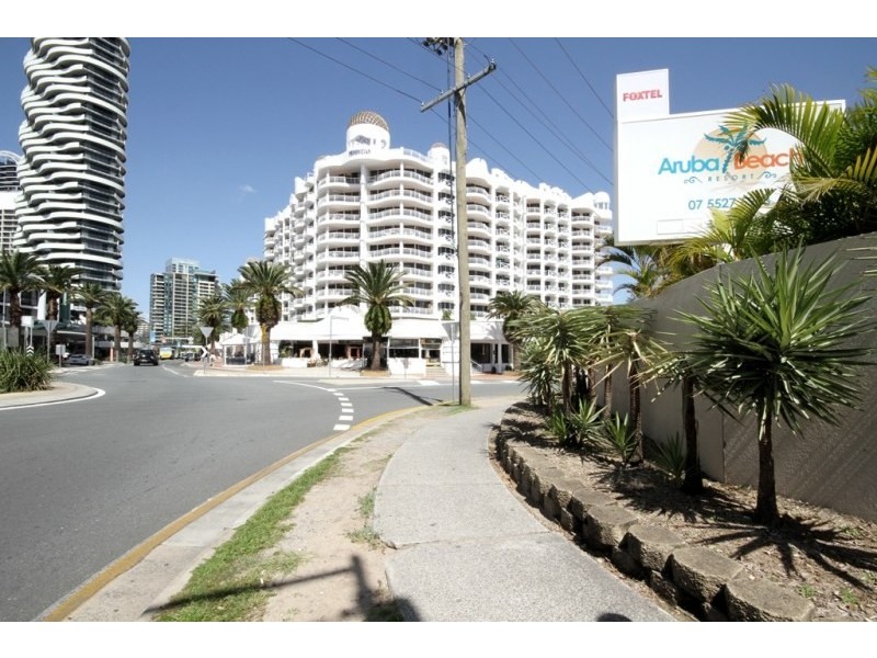30/112 Surf Parade, Broadbeach QLD 4218