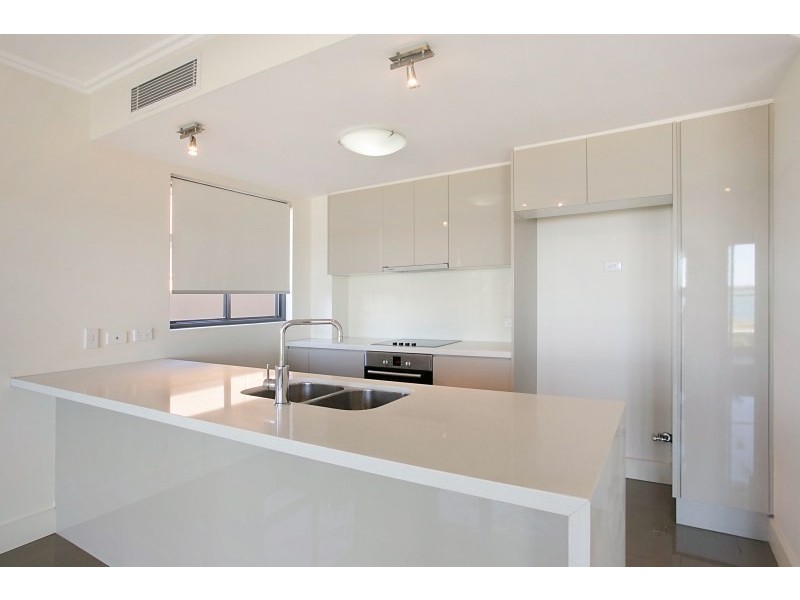 508 Marine Parade, Biggera Waters QLD 4216