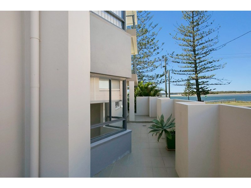 508 Marine Parade, Biggera Waters QLD 4216