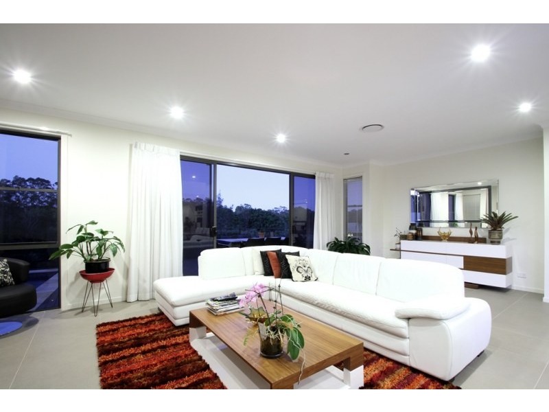 1/22 Andromeda Parade, Robina QLD 4226