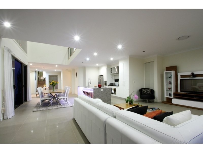 1/22 Andromeda Parade, Robina QLD 4226