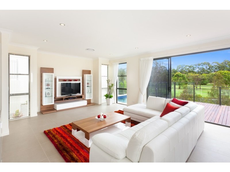 1/22 Andromeda Parade, Robina QLD 4226