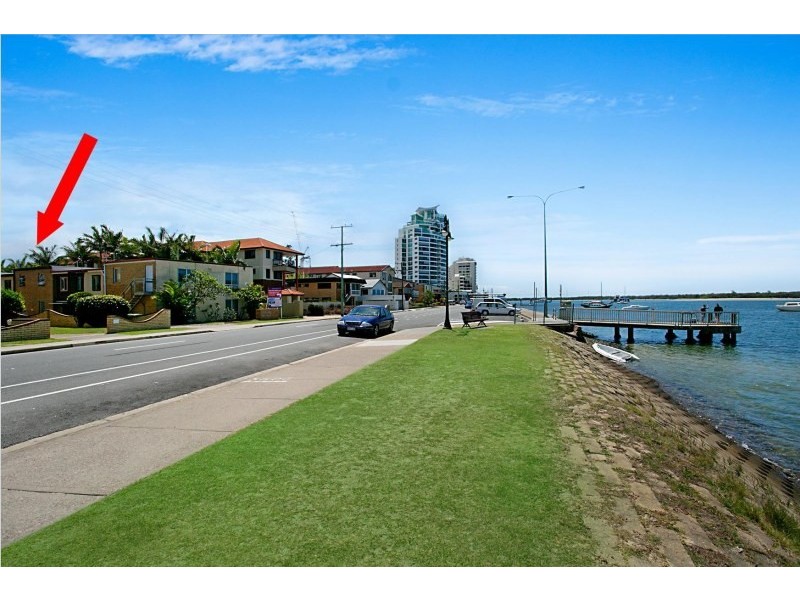 6/272 Marine Parade, Labrador QLD 4215