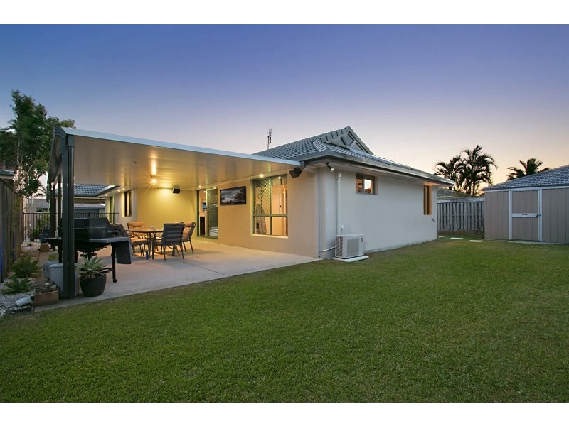 105 Honeyeater Drive, Burleigh Waters QLD 4220