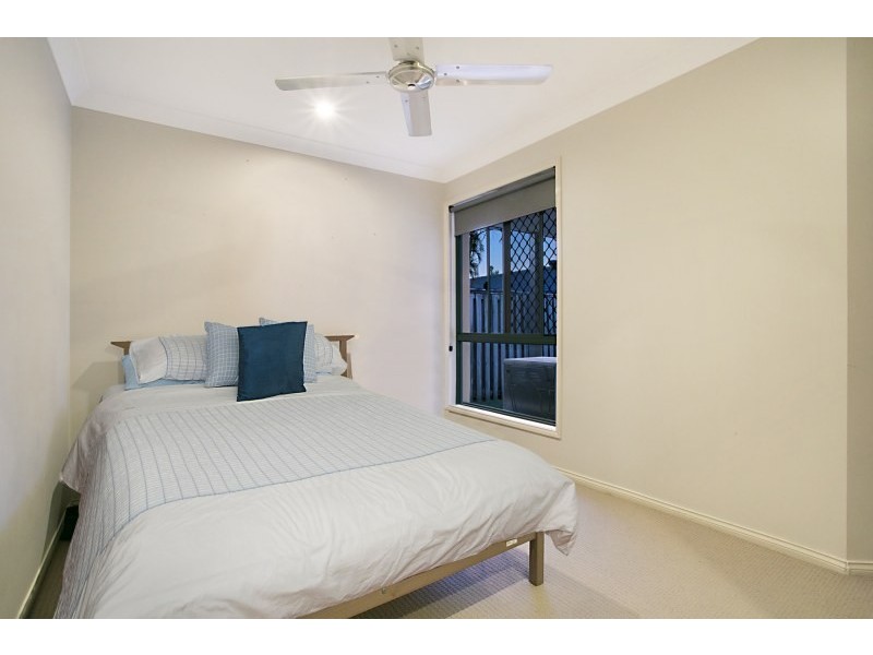 105 Honeyeater Drive, Burleigh Waters QLD 4220