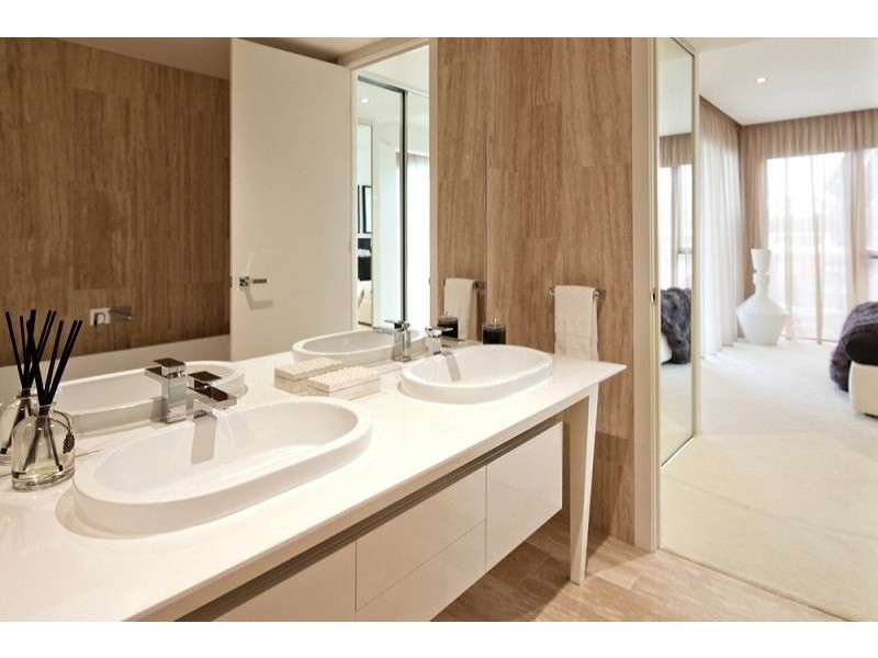 80/1 Marina Drive, Benowa QLD 4217