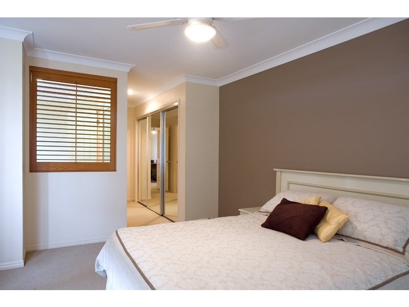 1/90 Nobby Parade, Miami QLD 4220