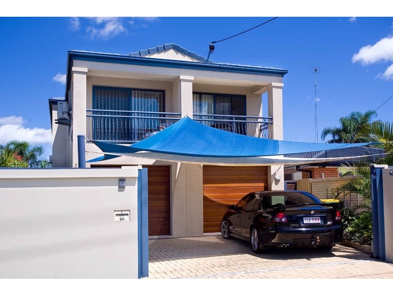 1/90 Nobby Parade, Miami QLD 4220