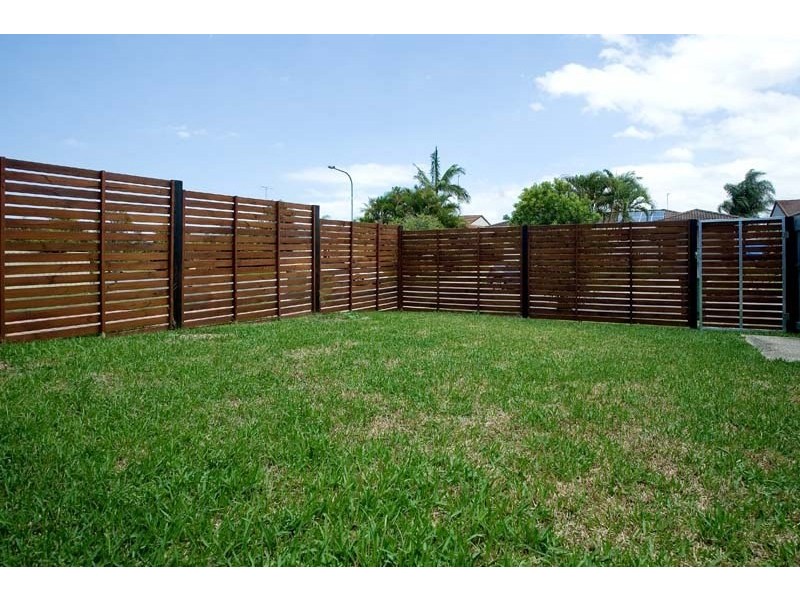 1/5 Wagtail Court, Burleigh Waters QLD 4220