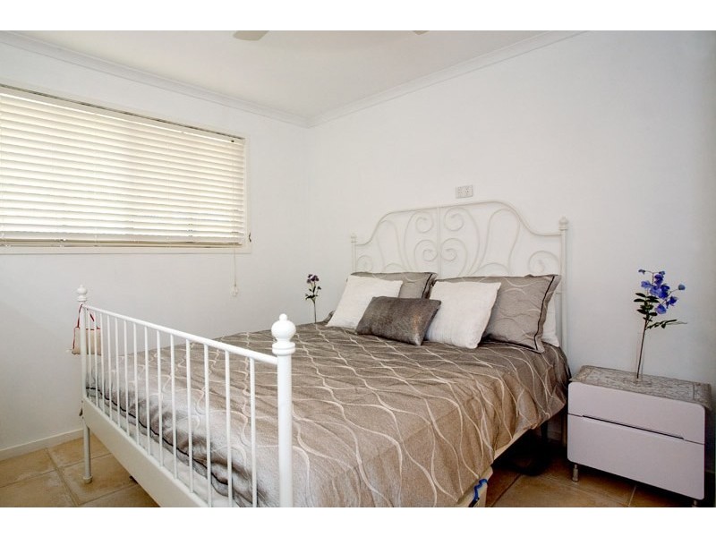 1/5 Wagtail Court, Burleigh Waters QLD 4220