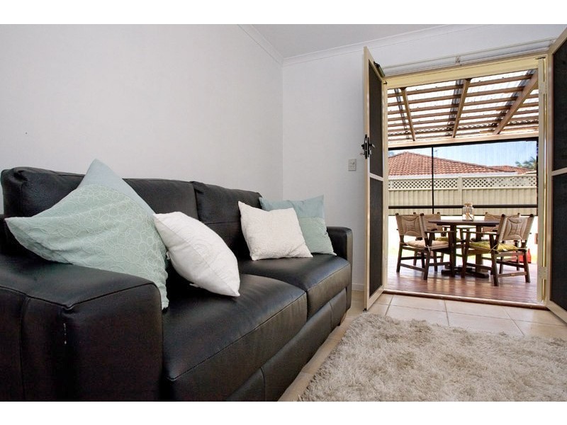 1/5 Wagtail Court, Burleigh Waters QLD 4220