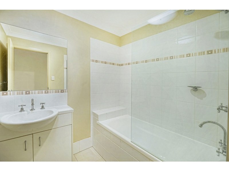5/4 Vanilla Lane, Coomera QLD 4209