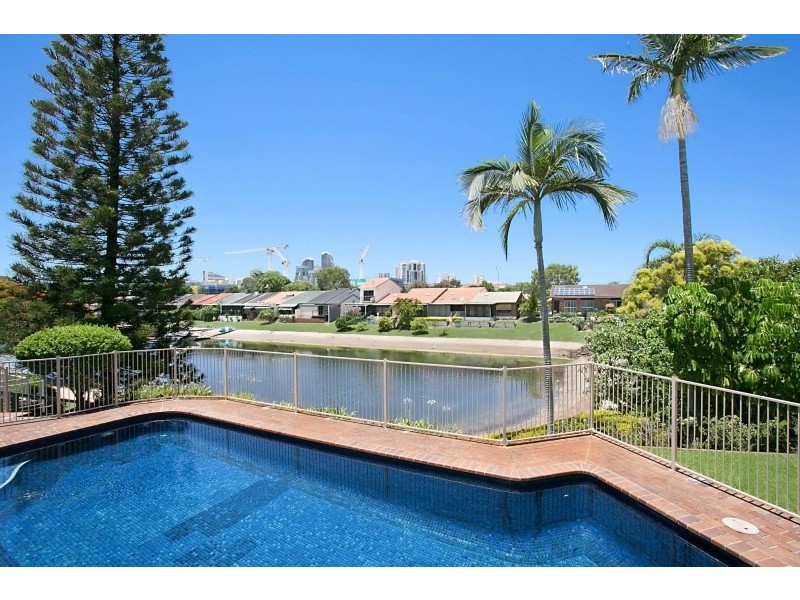 5/13-15 Aquila Court, Mermaid Waters QLD 4218