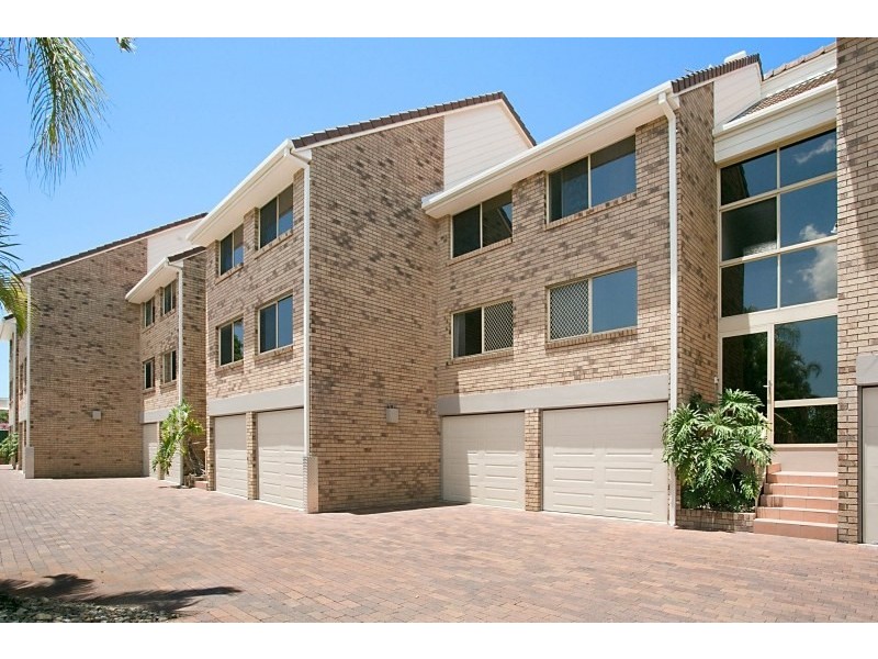 5/13-15 Aquila Court, Mermaid Waters QLD 4218