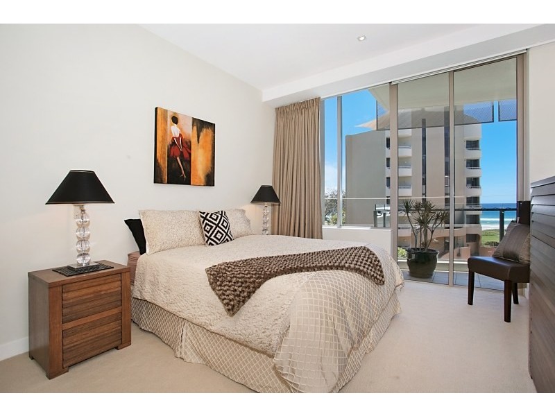 302/252 Hedges Avenue, Mermaid Beach QLD 4218