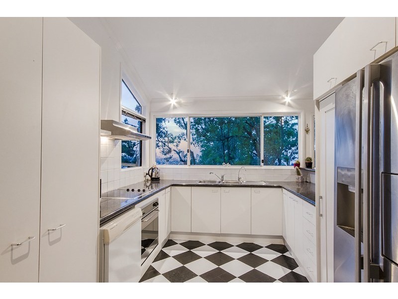 6 View Street, Burleigh Heads QLD 4220