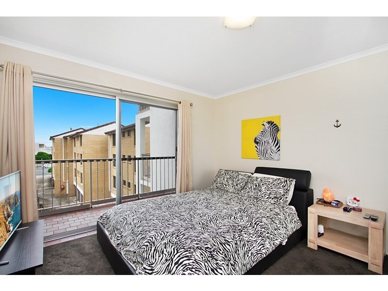 10/112 Petrel Avenue, Mermaid Beach QLD 4218