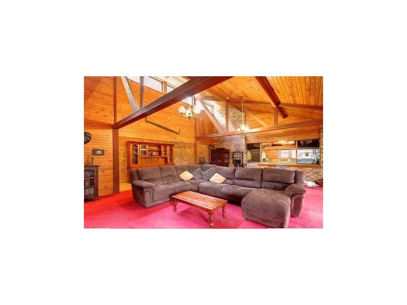 18 Eden Court, Nerang QLD 4211