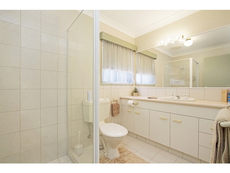 2/103 Nobby Parade, Miami QLD 4220