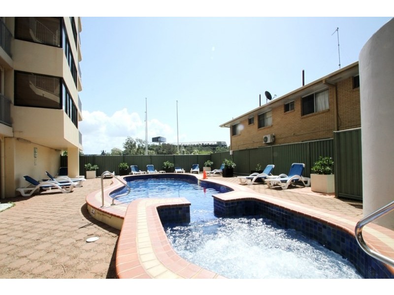 109/40 Surf Parade, Broadbeach QLD 4218