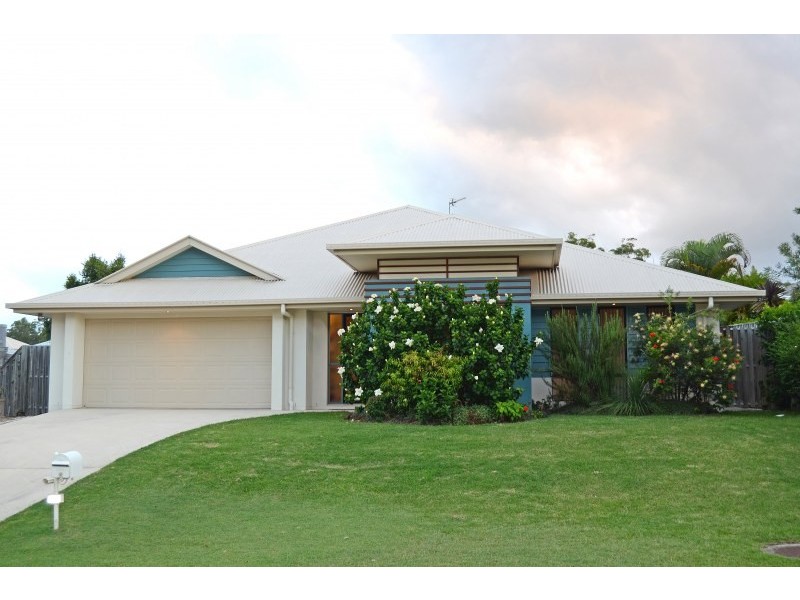 90 Observatory Drive, Reedy Creek QLD 4227