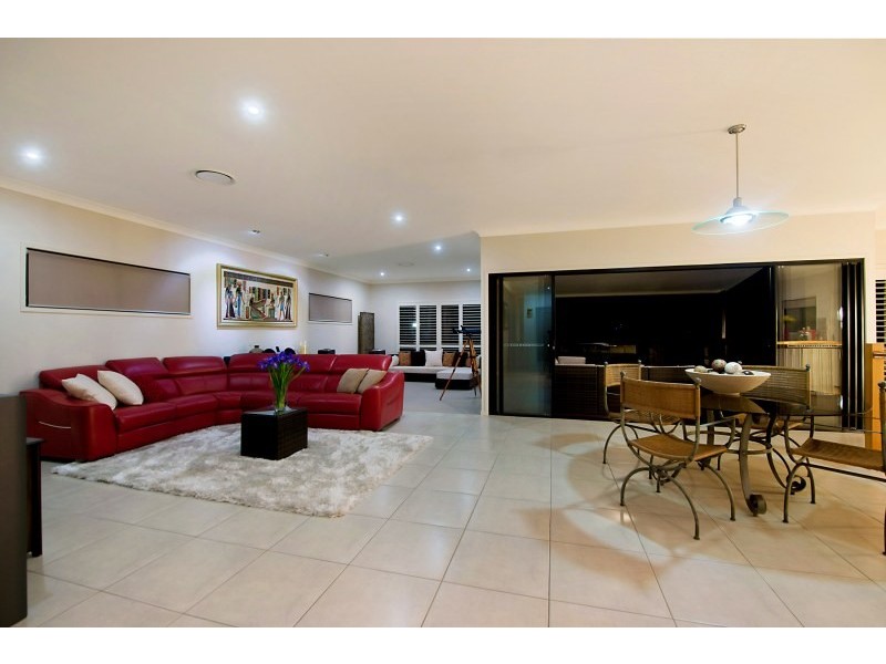 12 Culgoora Crescent, Reedy Creek QLD 4227