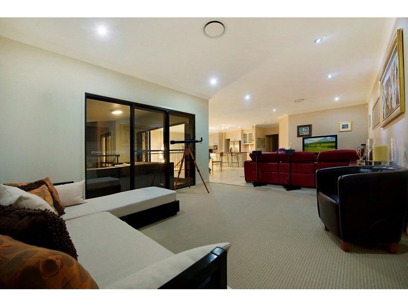 12 Culgoora Crescent, Reedy Creek QLD 4227