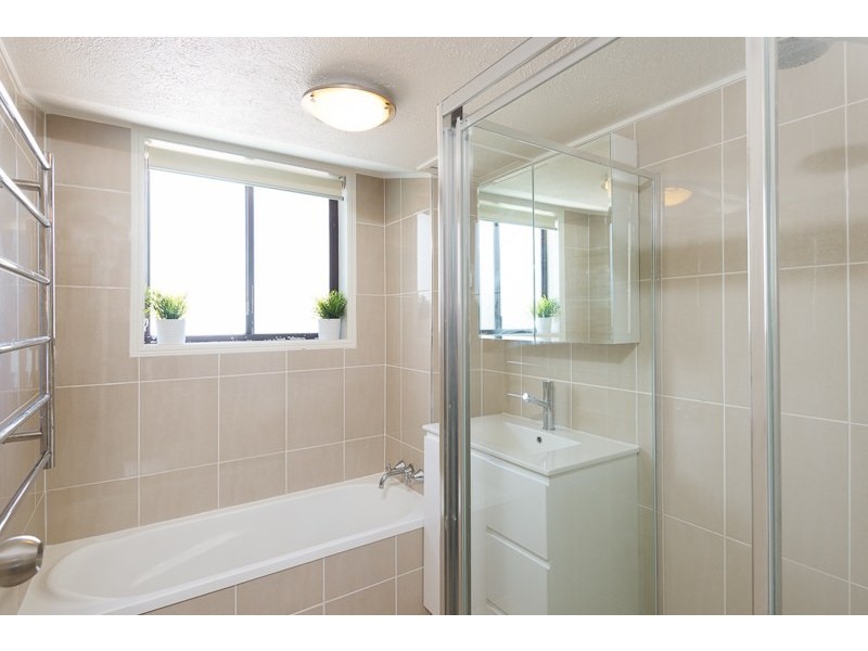 4/28 Dudley Street, Mermaid Beach QLD 4218
