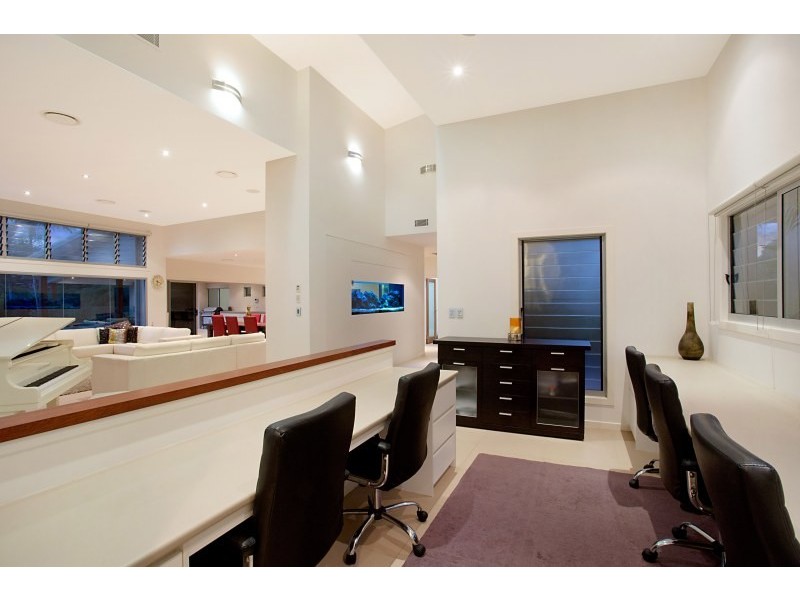 1 Dungogie Drive, Tallebudgera QLD 4228