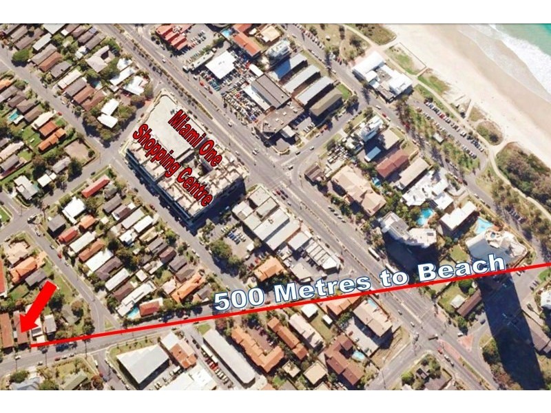 1/33 Mountain View Avenue, Miami QLD 4220